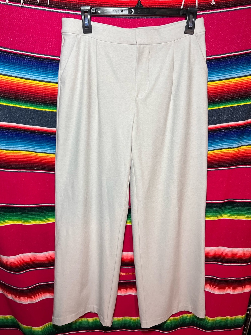 Vuori Villa Wideleg Trouser Medium Regular Light Grey
